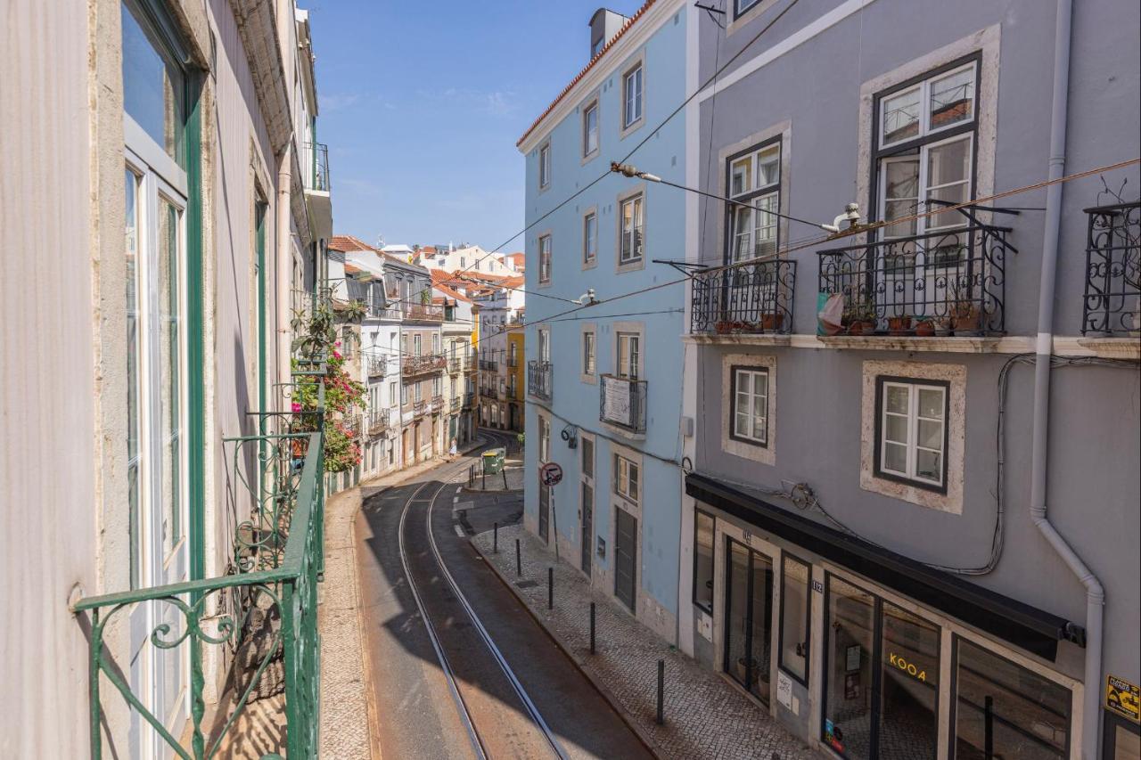 Classy And Charming By Lovelystay Lisboa